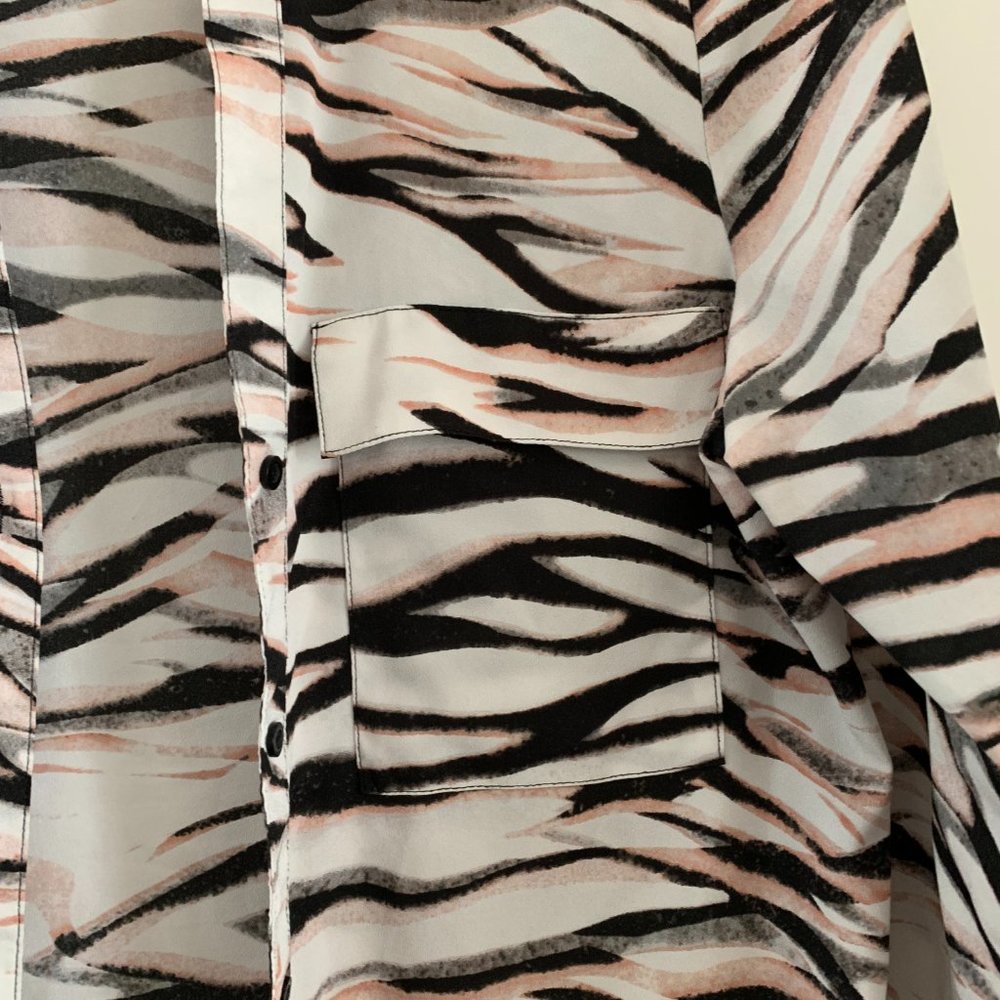 Calvin Klein Button Blouse - Picture 2 of 6